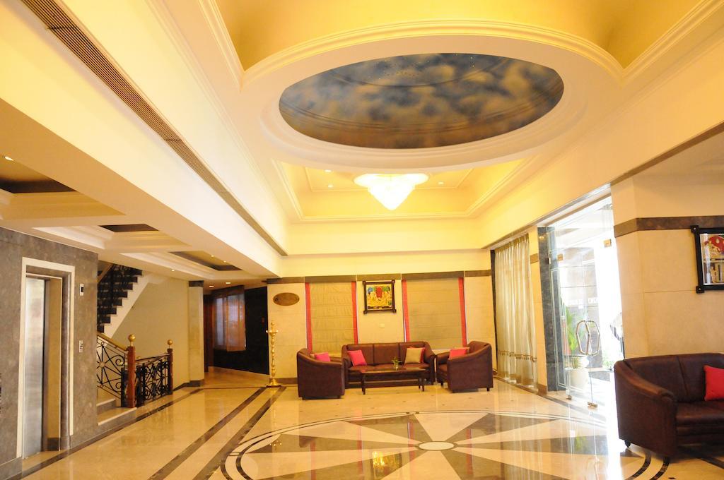 Regency Kanchipuram By Grt Hotels Buitenkant foto
